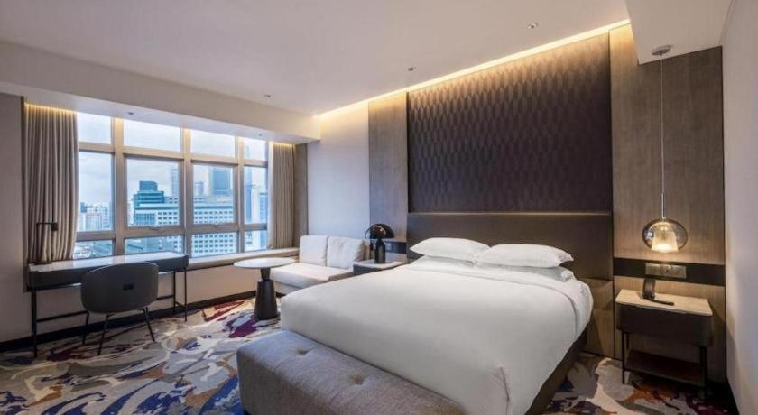 Hotel Orchid 4*